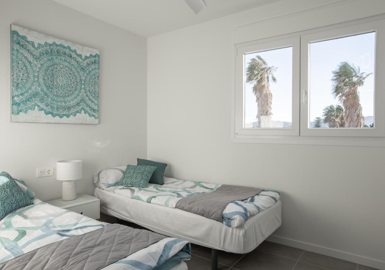Sunny Apartment In Denia With Outdoor Swimming Pool And Garage Parking Place Included, 300M From The Sandy Beach 外观 照片